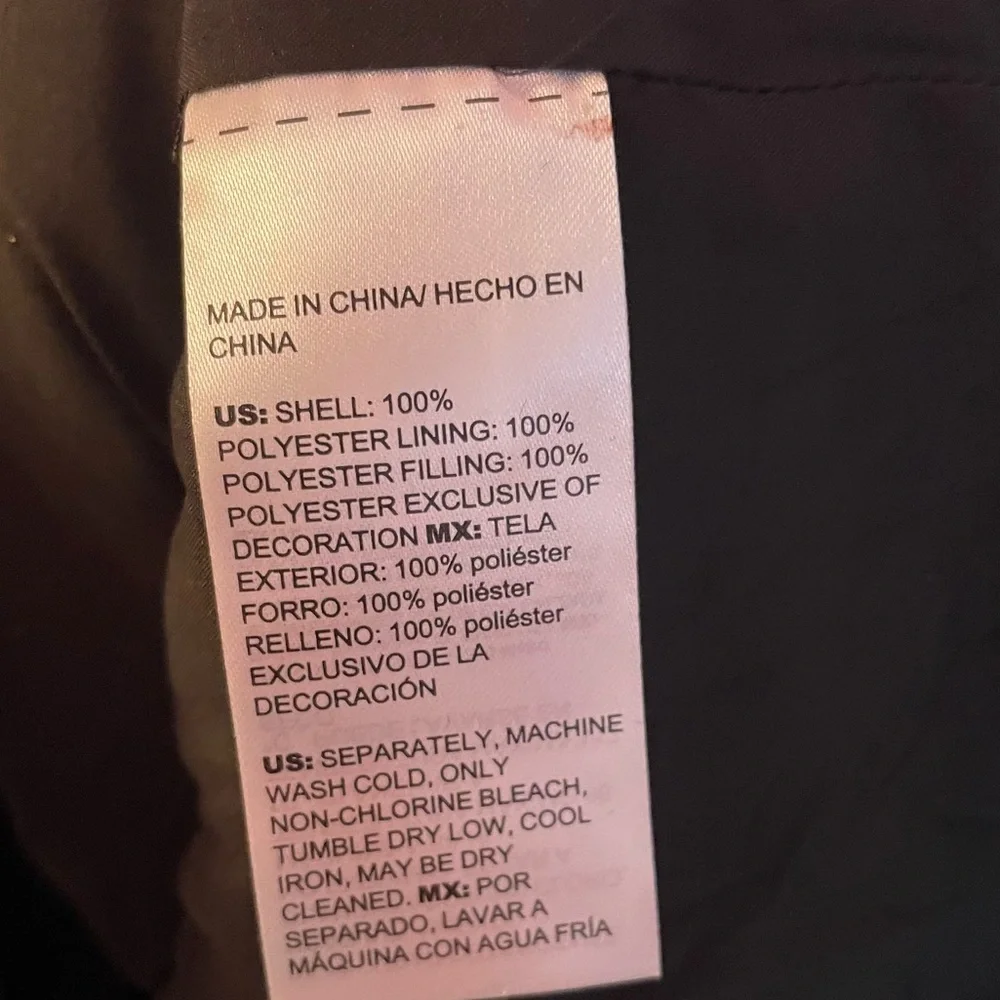 NWT Chico's Black Tweed Gold Trim
Hardware Nylon Quilted Jacket Winter Gift - Picture 11 of 12